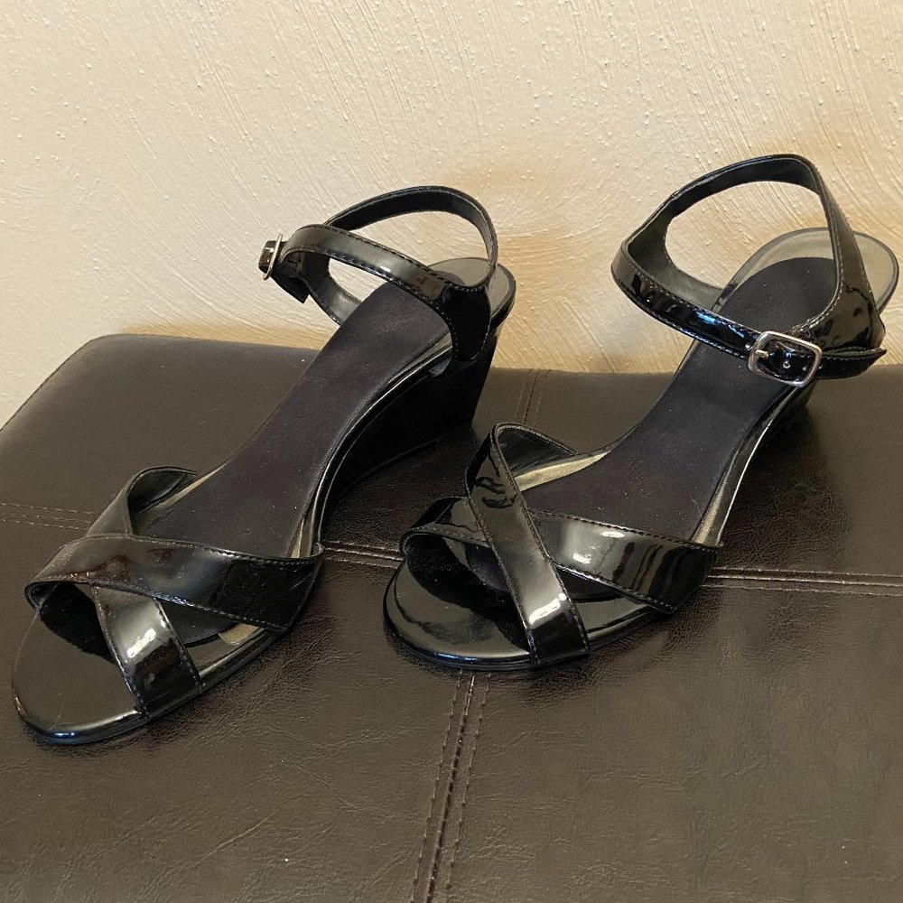 Black Wedge Heels